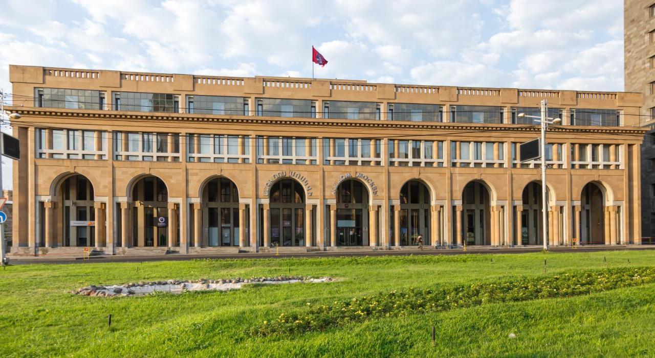 Moscow House Hotel Jerevan Buitenkant foto