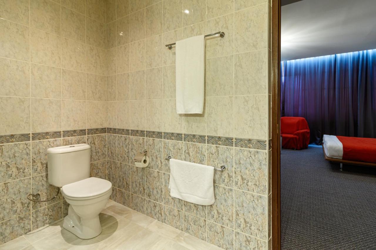 Moscow House Hotel Jerevan Buitenkant foto