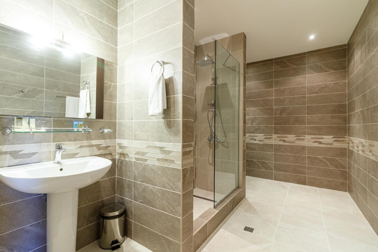 Moscow House Hotel Jerevan Buitenkant foto