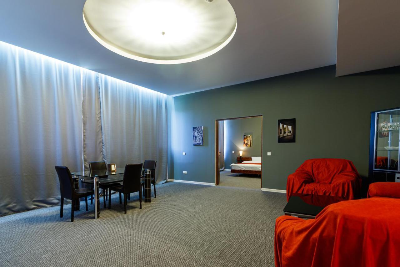 Moscow House Hotel Jerevan Buitenkant foto