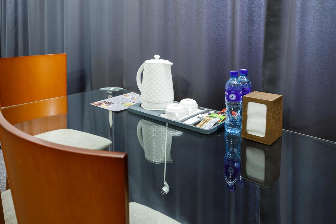 Moscow House Hotel Jerevan Buitenkant foto