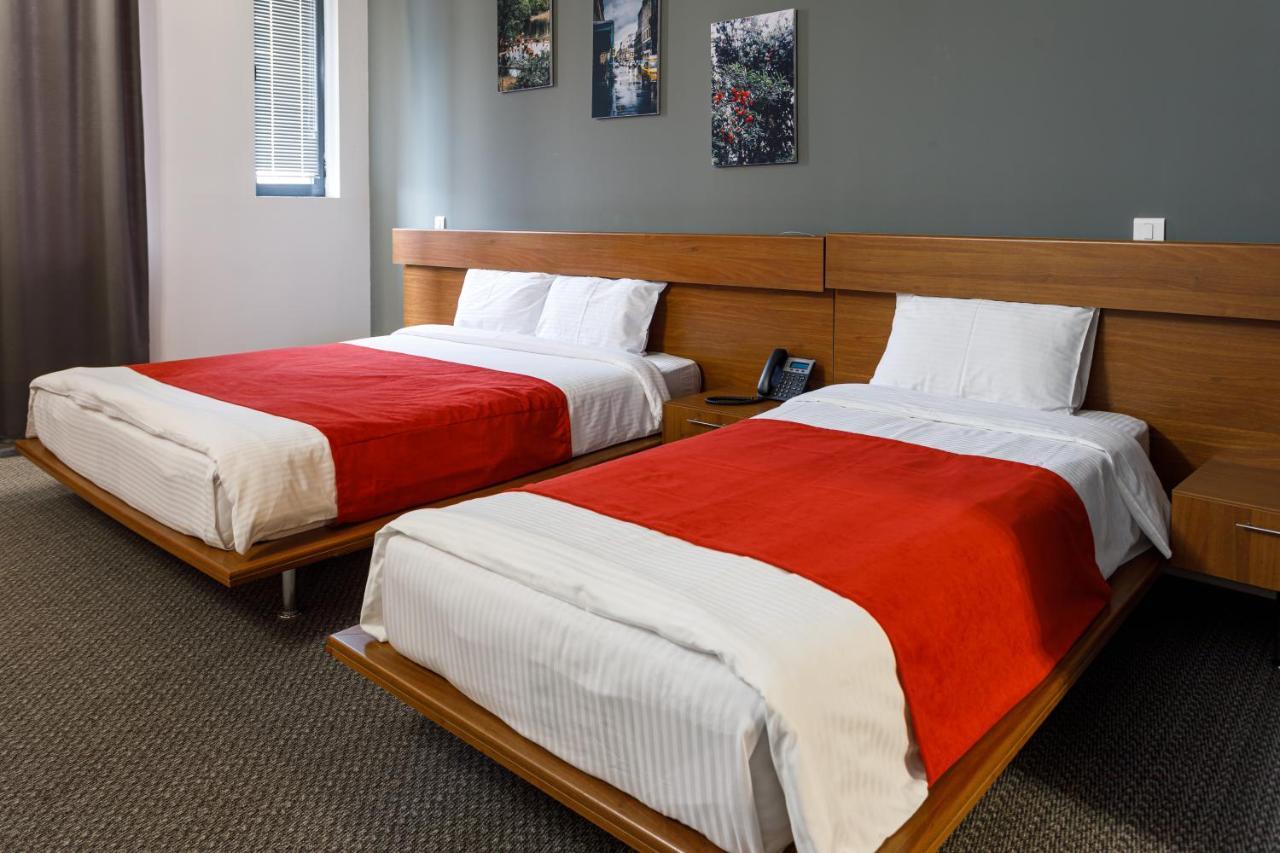 Moscow House Hotel Jerevan Buitenkant foto