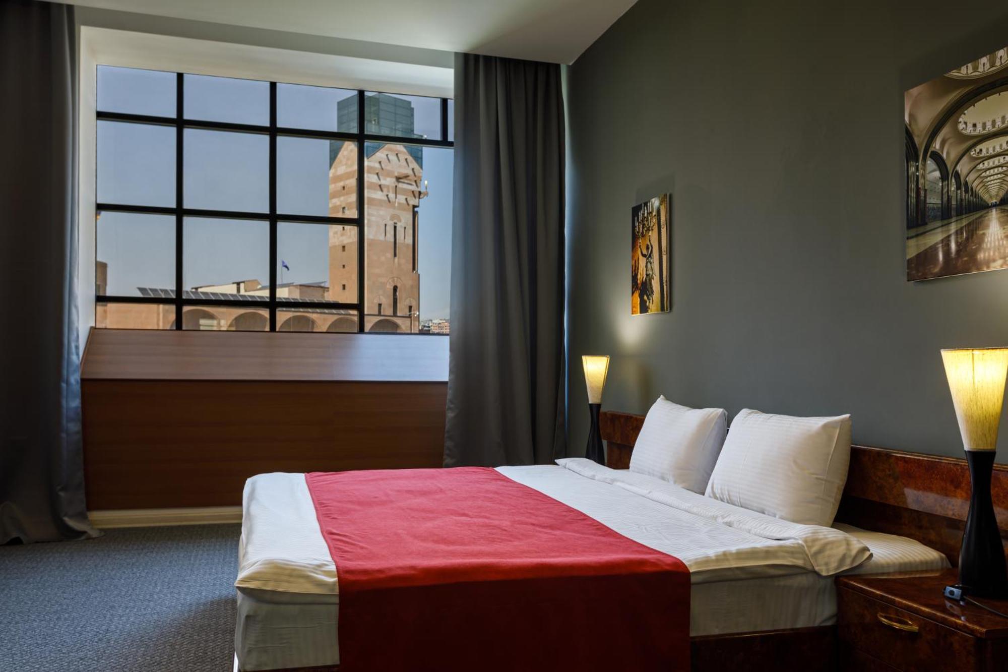 Moscow House Hotel Jerevan Buitenkant foto